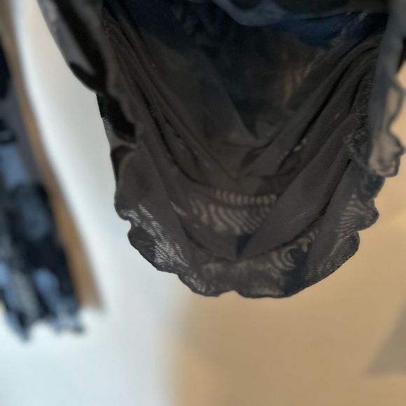 Stitch & Pine Medium whimsy Goth Floral Mesh velvet burnout Long Sleeve Top - Picture 7 of 10